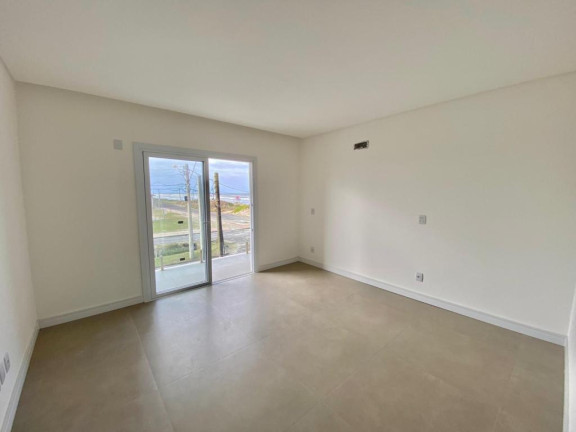 Imagem Casa com 4 Quartos à Venda, 199 m² em Araçá - Capao Da Canoa Imagem Casa com 4 Quartos à Venda, 199 m² em Araçá - Capao Da Canoa