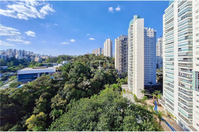 Imagem Apartamento com 3 Quartos à Venda, 177 m² em São Paulo Imagem Apartamento com 3 Quartos à Venda, 177 m² em São Paulo