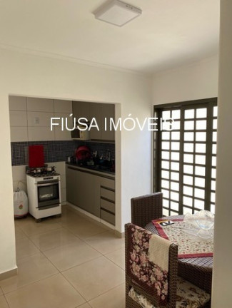 Imagem Casa com 3 Quartos à Venda, em Jardim Castelo Branco - Ribeirão Preto Imagem Casa com 3 Quartos à Venda, em Jardim Castelo Branco - Ribeirão Preto