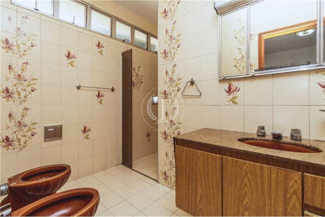 Imagem Casa com 4 Quartos à Venda, 219 m² em Jardim Leonor - São Paulo Imagem Casa com 4 Quartos à Venda, 219 m² em Jardim Leonor - São Paulo