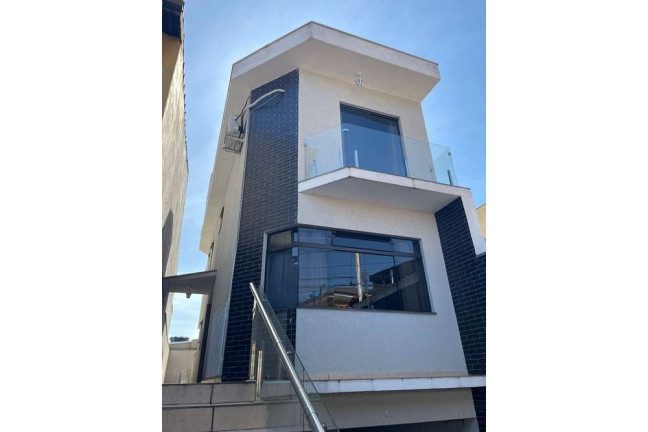 Imagem Casa com 3 Quartos à Venda, 221 m² em Vila Ivg - São Paulo
