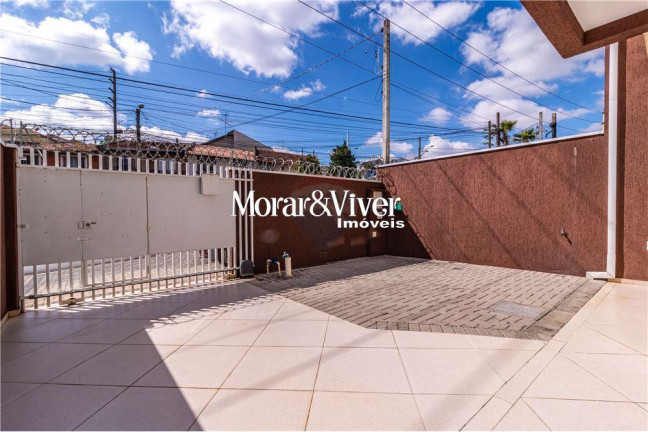 Imagem Casa com 3 Quartos à Venda, 200 m² em Boa Vista - Curitiba Imagem Casa com 3 Quartos à Venda, 200 m² em Boa Vista - Curitiba