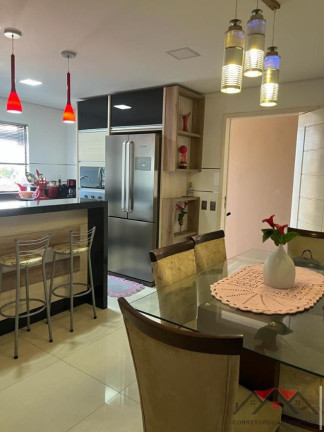 Imagem Sobrado com 3 Quartos à Venda, 353 m² em Costa E Silva - Joinville