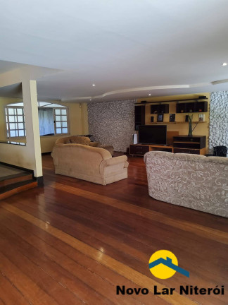 Imagem Casa com 5 Quartos à Venda, 320 m² em Maria Paula - Niterói Imagem Casa com 5 Quartos à Venda, 320 m² em Maria Paula - Niterói