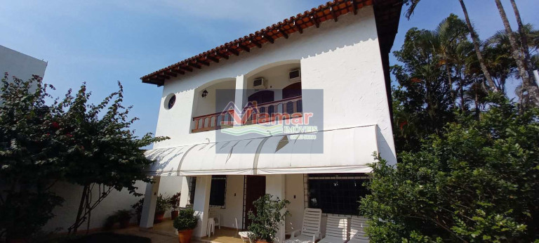Imagem Casa com 4 Quartos à Venda, 306 m² em Jardim Virgínia - Guarujá Imagem Casa com 4 Quartos à Venda, 306 m² em Jardim Virgínia - Guarujá