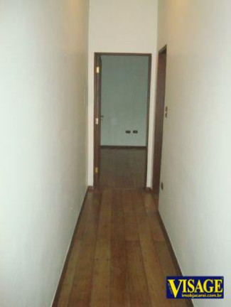 Imagem Casa com 2 Quartos à Venda, 500 m² em Centro - Jacareí Imagem Casa com 2 Quartos à Venda, 500 m² em Centro - Jacareí
