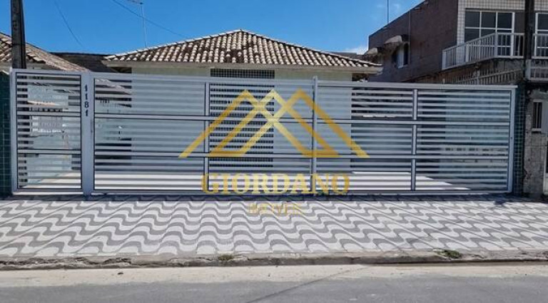 Casa com 1 Quarto à Venda, 45 m² em Melvi - Praia Grande
