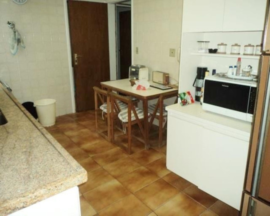 Imagem Apartamento com 3 Quartos à Venda, 165 m² em Pitangueiras - Guarujá Imagem Apartamento com 3 Quartos à Venda, 165 m² em Pitangueiras - Guarujá
