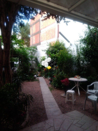 Imagem Casa com 3 Quartos à Venda, 200 m² em Passo Da Areia - Porto Alegre Imagem Casa com 3 Quartos à Venda, 200 m² em Passo Da Areia - Porto Alegre