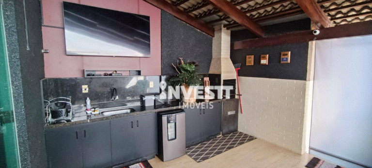Imagem Casa com 3 Quartos à Venda, 180 m² em Setor Três Marias - Goiânia Imagem Casa com 3 Quartos à Venda, 180 m² em Setor Três Marias - Goiânia