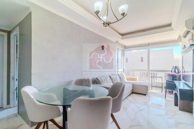Imagem Apartamento com 2 Quartos à Venda, 61 m² em Azenha - Porto Alegre Imagem Apartamento com 2 Quartos à Venda, 61 m² em Azenha - Porto Alegre