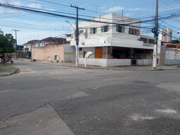 Sala Comercial à Venda, 360 m² em Hipódromo - Recife