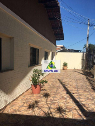 Imagem Casa com 3 Quartos à Venda, 180 m² em Parque Taquaral - Campinas Imagem Casa com 3 Quartos à Venda, 180 m² em Parque Taquaral - Campinas