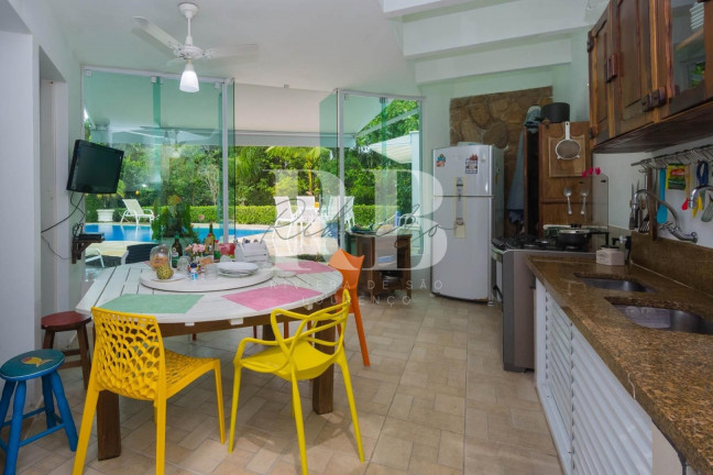 Imagem Imóvel com 4 Quartos à Venda, em Riviera - Bertioga Imagem Imóvel com 4 Quartos à Venda, em Riviera - Bertioga