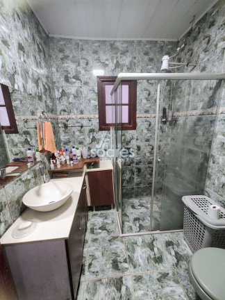 Imagem Casa com 3 Quartos à Venda, 190 m² em Laranjal - Pelotas Imagem Casa com 3 Quartos à Venda, 190 m² em Laranjal - Pelotas