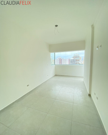 Imagem Imóvel com 2 Quartos à Venda, 93 m² em Guilhermina - Praia Grande Imagem Imóvel com 2 Quartos à Venda, 93 m² em Guilhermina - Praia Grande