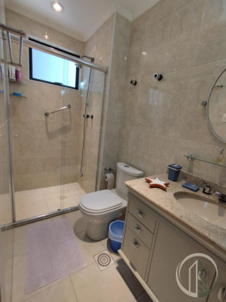 Imagem Apartamento com 3 Quartos à Venda, 214 m² em Gonzaga - Santos