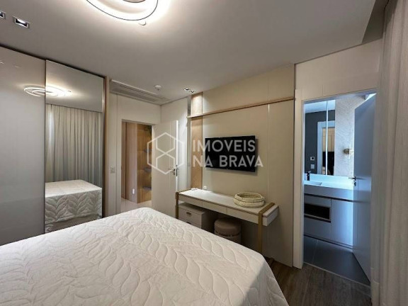 Imagem Apartamento com 4 Quartos para Alugar,  em Centro - Balneário Camboriú