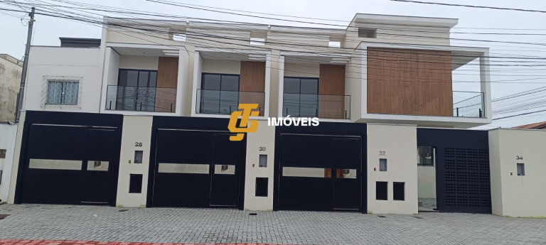 Imagem Sobrado com 2 Quartos à Venda, 72 m² em Santa Regina - Camboriú Imagem Sobrado com 2 Quartos à Venda, 72 m² em Santa Regina - Camboriú