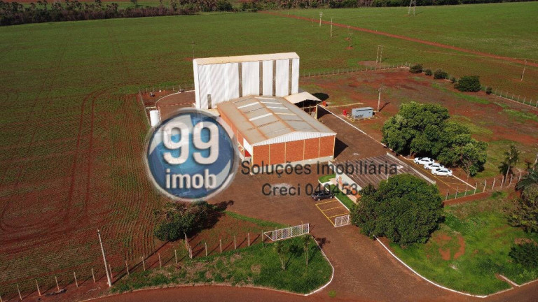 Sala Comercial à Venda, 12 m² em Extrema