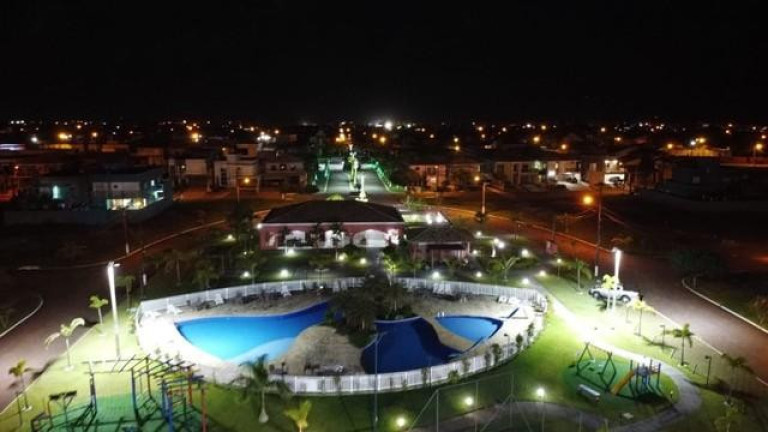 Imagem Imóvel com 4 Quartos à Venda, 250 m² em Centro - Peruíbe Imagem Imóvel com 4 Quartos à Venda, 250 m² em Centro - Peruíbe