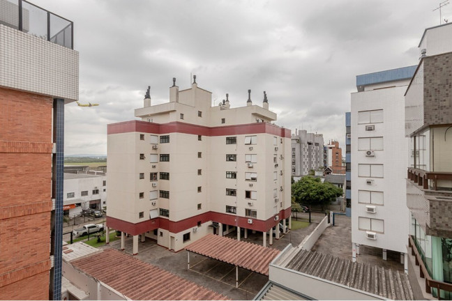 Imagem Cobertura com 3 Quartos à Venda, 198 m² em Jardim Lindóia - Porto Alegre Imagem Cobertura com 3 Quartos à Venda, 198 m² em Jardim Lindóia - Porto Alegre