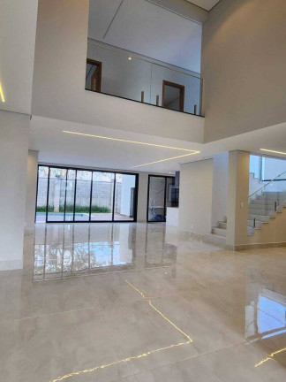 Imagem Casa com 3 Quartos à Venda, 320 m² em Alphaville Nova Esplanada 3 - Votorantim Imagem Casa com 3 Quartos à Venda, 320 m² em Alphaville Nova Esplanada 3 - Votorantim