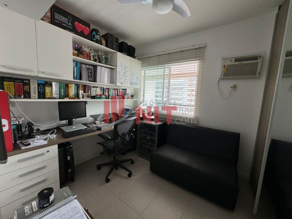Imagem Apartamento com 3 Quartos à Venda, 100 m² em Ingá - Niterói
