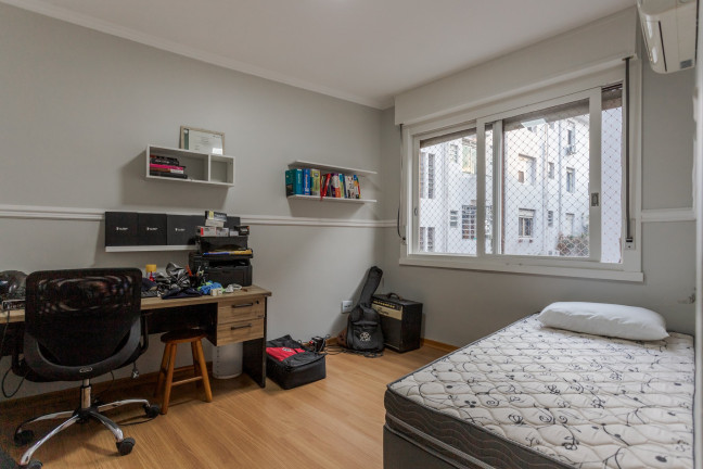 Imagem Apartamento com 2 Quartos à Venda, 74 m² em Rio Branco - Porto Alegre