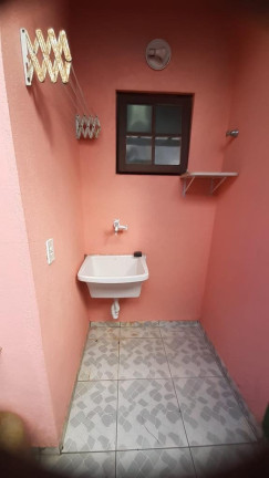 Imagem Sobrado com 1 Quarto à Venda, 50 m² em Jardim Mariella - Caraguatatuba