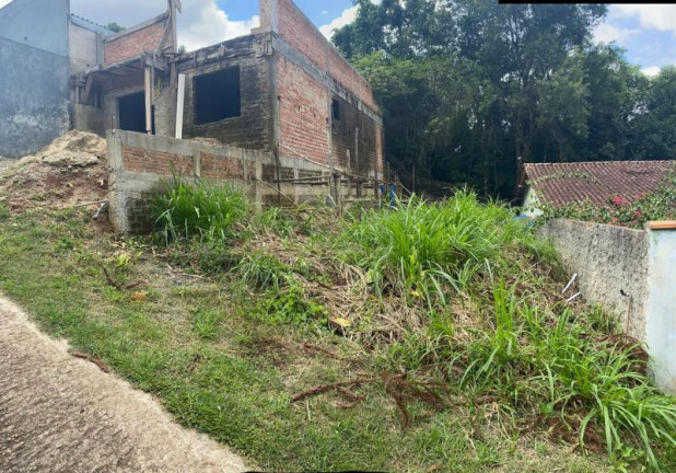 Terreno à Venda, 240 m² em Santa Cândida - Curitiba