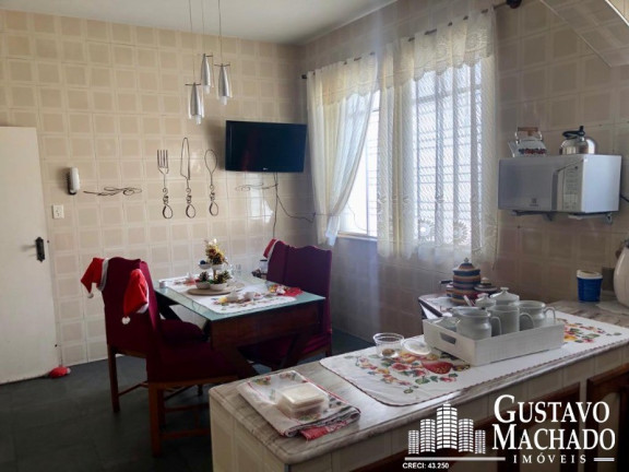 Imagem Imóvel com 4 Quartos à Venda, 320 m² em Jardim Amália - Volta Redonda