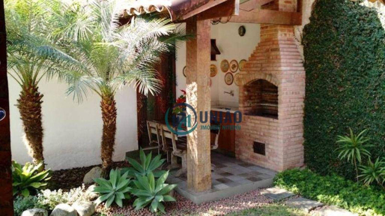 Imagem Casa com 4 Quartos à Venda, 300 m² em São Francisco - Niterói Imagem Casa com 4 Quartos à Venda, 300 m² em São Francisco - Niterói