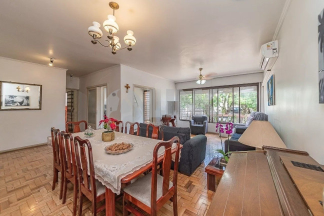 Imagem Casa com 3 Quartos à Venda, 258 m² em Chácara Das Pedras - Porto Alegre