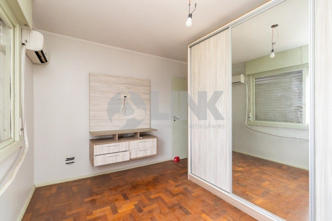 Imagem Imóvel com 2 Quartos à Venda, 152 m² em Menino Deus - Porto Alegre Imagem Imóvel com 2 Quartos à Venda, 152 m² em Menino Deus - Porto Alegre