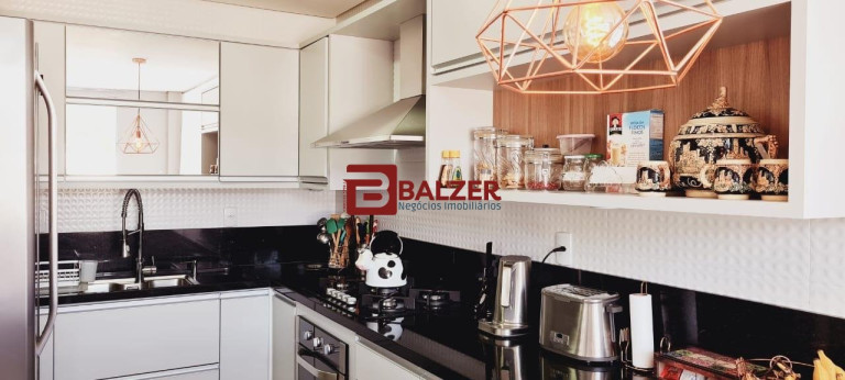 Imagem Casa com 3 Quartos à Venda, 200 m² em Corrego Grande - Florianópolis