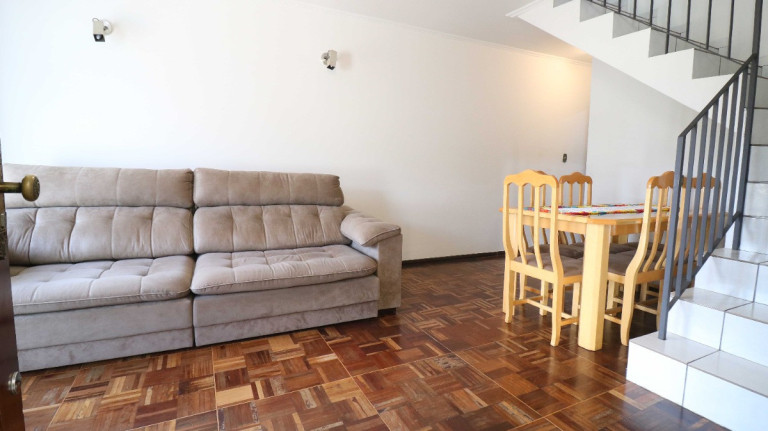 Imagem Sobrado com 3 Quartos à Venda, 190 m² em Parque Ramos Freitas - São Paulo Imagem Sobrado com 3 Quartos à Venda, 190 m² em Parque Ramos Freitas - São Paulo