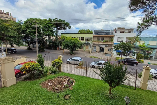 Imagem Imóvel com 3 Quartos à Venda, 111 m² em Rio Branco - Porto Alegre Imagem Imóvel com 3 Quartos à Venda, 111 m² em Rio Branco - Porto Alegre