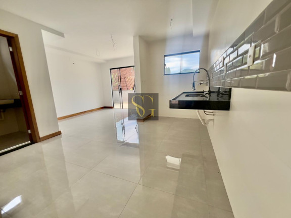 Imagem Casa de Condomínio com 3 Quartos à Venda, 104 m² em Alto - Teresópolis