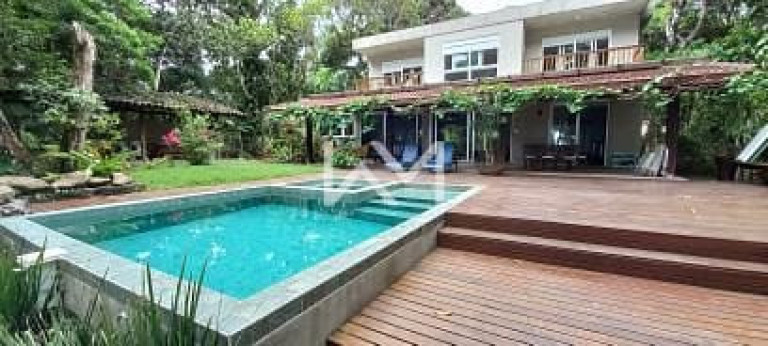 Casa com 3 Quartos à Venda, 421 m² em Santiago - São Sebastião