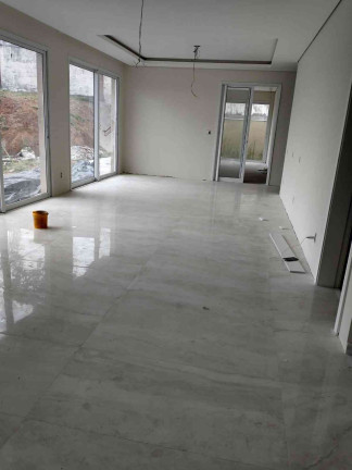 Imagem Casa com 5 Quartos à Venda, 400 m² em Aruã - Mogi Das Cruzes Imagem Casa com 5 Quartos à Venda, 400 m² em Aruã - Mogi Das Cruzes
