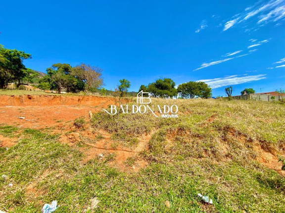Imagem Terreno à Venda, 303 m² em Centro - Extrema Imagem Terreno à Venda, 303 m² em Centro - Extrema