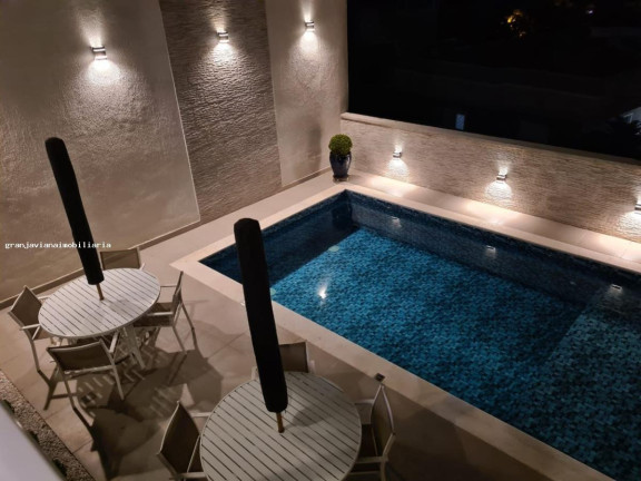Imagem Casa à Venda, em São Paulo 2 - Cotia Imagem Casa à Venda, em São Paulo 2 - Cotia