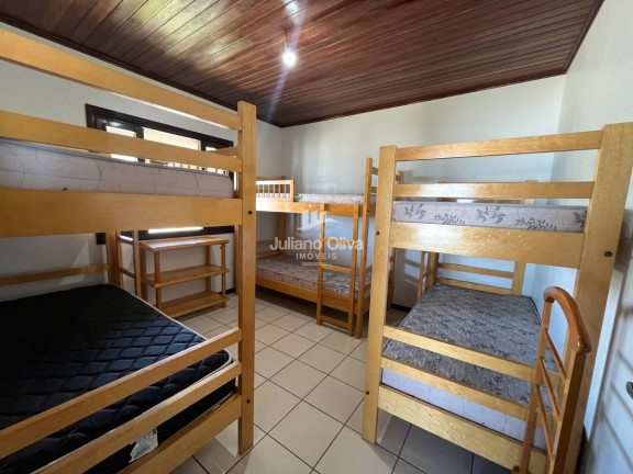 Imagem Sobrado com 3 Quartos à Venda, 173 m² em Barra Do Sai - Itapoá