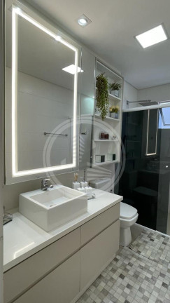 Imagem Apartamento com 3 Quartos à Venda, 141 m² em Centro - Balneário Camboriú Imagem Apartamento com 3 Quartos à Venda, 141 m² em Centro - Balneário Camboriú