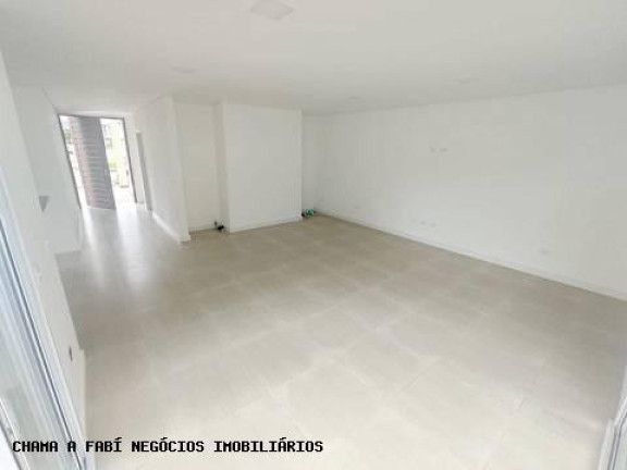 Imagem Casa com 4 Quartos à Venda, 286 m² em Costa Nova - Caraguatatuba