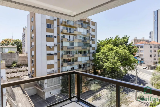 Imagem Apartamento com 3 Quartos à Venda, 123 m² em Petrópolis - Porto Alegre Imagem Apartamento com 3 Quartos à Venda, 123 m² em Petrópolis - Porto Alegre