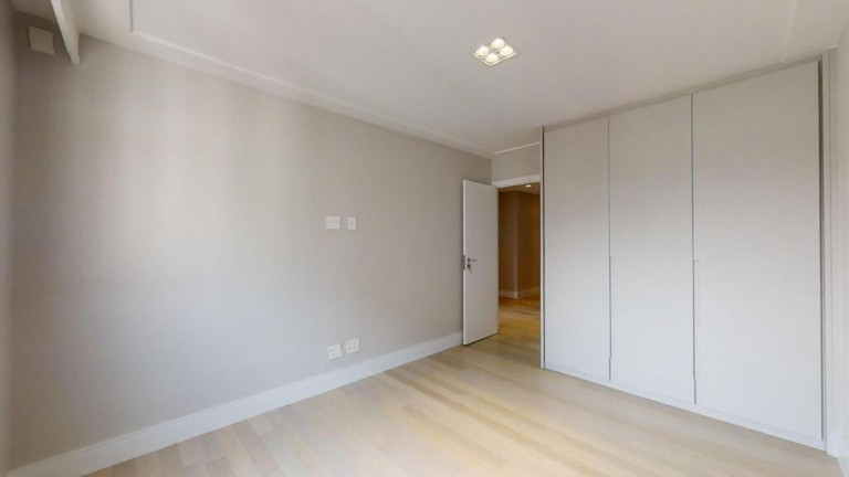 Imagem Imóvel com 3 Quartos à Venda, 212 m² em Vila Nova Conceição - São Paulo Imagem Imóvel com 3 Quartos à Venda, 212 m² em Vila Nova Conceição - São Paulo