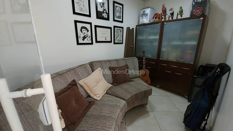 Imagem Casa com 3 Quartos à Venda, 220 m² em Aparecidinha - Sorocaba