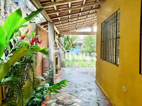 Imagem Casa com 4 Quartos à Venda, 105 m² em Estufa I - Ubatuba Imagem Casa com 4 Quartos à Venda, 105 m² em Estufa I - Ubatuba